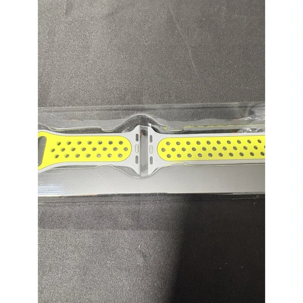 Apple Watch Band 38/40/41mm Breathable Sport Silicone Gray Volt M/L